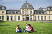 Poppelsdorf_Uni Bonn_Lannert.webp